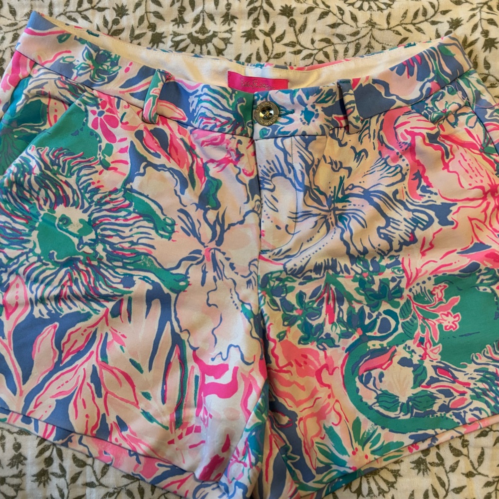 Lilly Pulitzer Vibrant Floral Women's Shorts